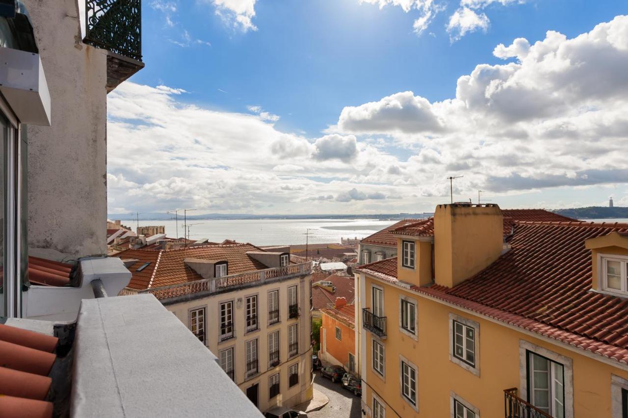 Apartment Alfama Charming With Amazing River View And Terrace