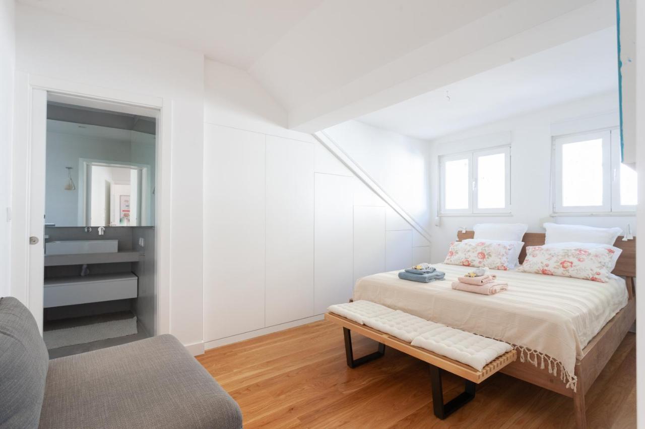 Alfama Charming With Amazing River View And Terrace Lisbon
